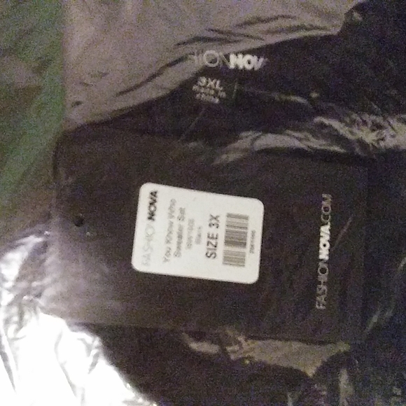 Fashion Nova You Know Who Sweater Set - Picture 12 of 16